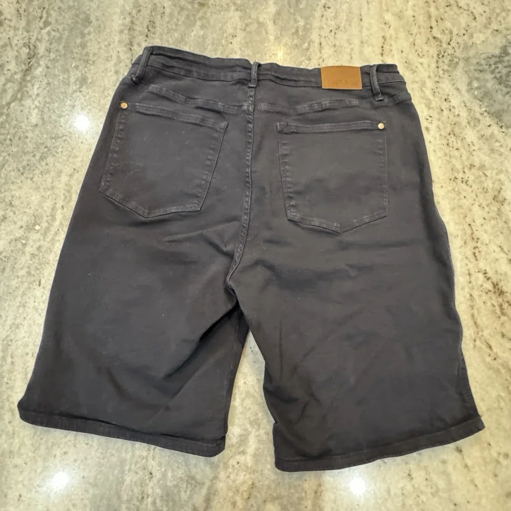 Judy Blue 36